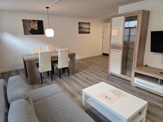 FERIENWOHNUNG 70m2 APARTMENT in ZITTAUER STADTZENTRUM INNENSTADT INNENRING TOP LAGE - WOHNEN AUF ZEIT IN ZITTAU - 2 RAUM WOHNUNG - 9