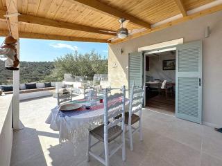 Villa Kristina Plepi - 8