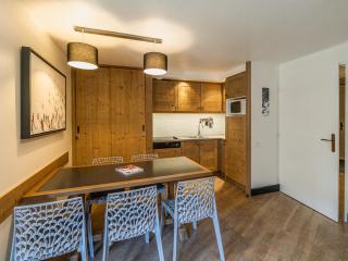 Appartement rénové au pied des pistes, centre de La Tania, 2 chambres, parking et Wifi inclus - FR-1-568-47 - 1