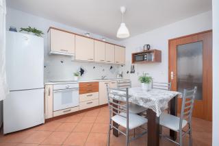 Holiday House with Pool & Grill - 3