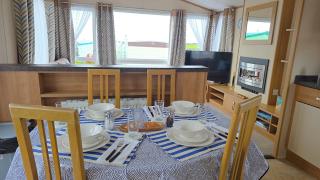 Ruby Atlas Monreith - 2