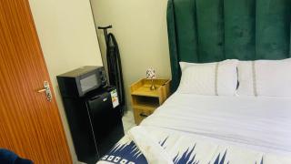 Crown Palace Guesthouse - 3