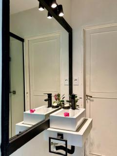 Casa entera, 3 dormitorios, diseño y jardín con parrillero - 1