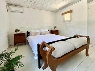 Casa entera, 3 dormitorios, diseño y jardín con parrillero - 2