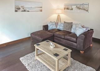 Hollybrook Lodges - 8