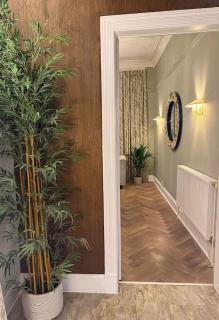 Modern West End Apartment, Glasgow. - 7