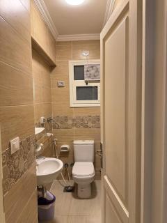 2 bedroom apartment with private garden Rehab City - 7