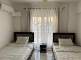 2 bedroom apartment with private garden Rehab City - 6