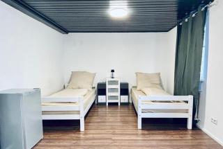 Doppelzimmer 3 Balance - Suhitha´s Gästehaus Villingen-Schwenningen - 9