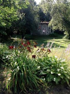 Magical Off-Grid Cottage Rental for Weekend Getaways in Upstate NY - 8