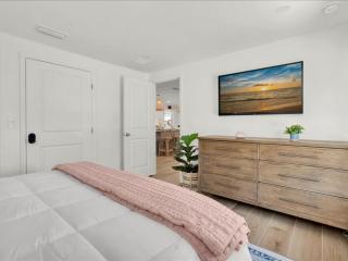 Flamingo Fling by Coastal Chic Vacations - 6