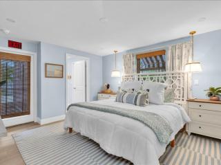 Flamingo Fling by Coastal Chic Vacations - 2