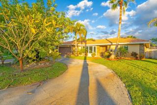 Stunning 4 Bedrooms House with Pool 6 minutes to the Ocean - 3