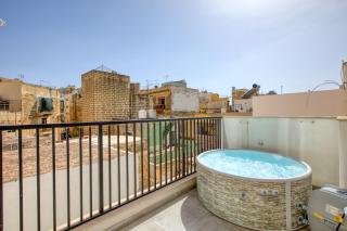 Traditional Guest House with shared roof terrace and jacuzzi GOBLU - 6