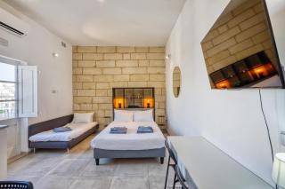 Traditional Guest House with shared roof terrace and jacuzzi GOBLU - 4