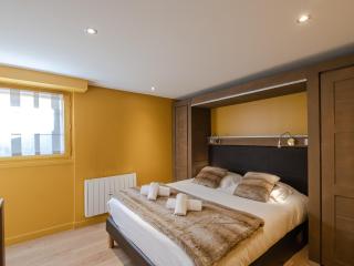 Appartement chic avec sauna et parking au centre de Chamonix - FR-1-343-190 - 3