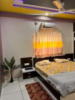 Private Room With Shared Leaving Room - Junagadh - 2