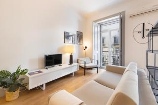 Colosseum Building - Theta - 0