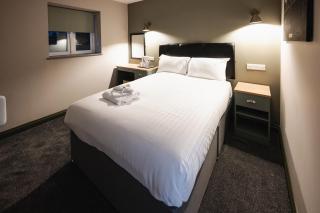 Pairc House Hotel - 1