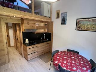 Charmant duplex à Châtel, 3 pièces, 6-8 pers, proche télécabine & navettes, balcon & parking - FR-1-198-190 - 0