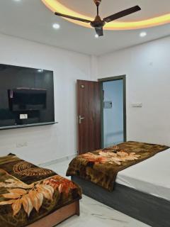 Aditya Home Stay - 1