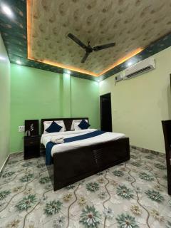 Hotel Aryaa kulam Palace - 3