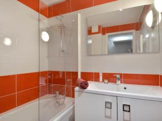 Appartement rénové | 7 pers | Confort | 3 pièces | Centre station | Balcon - FR-1-181-1937 - 3