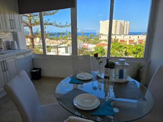 Apartment Jacaranda 2 by sea and beach, pool, very central, dishwasher, Wifi, fantastic seaview - 4