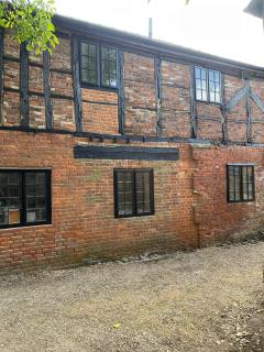 The Merchants Barn - A New Unique Town Centre Home - 2