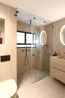 Stylish New 2BR & Near Beachfront By SweetyGuest - 3