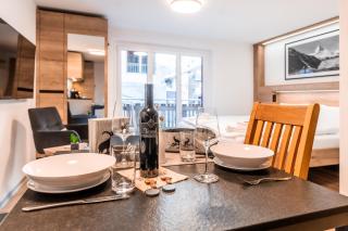 Studio Enzian - Matterhorn Sicht bei der Bergbahn Inspiringplaceszermatt - 5