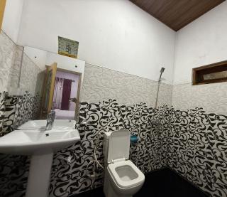 Refresh Inn Ella - 4