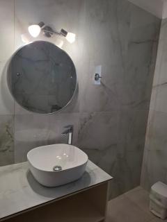 Βessie's Village - 2