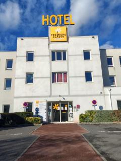 Premiere Classe Caen Nord - Mémorial - 8