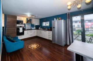 Swansea 3 Bedroom House Near Centre and Marina - 0