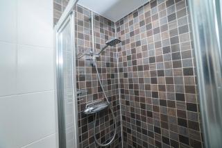 Swansea 3 Bedroom House Near Centre and Marina - 8