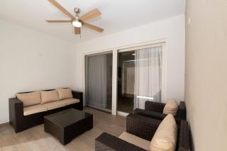 TRACADERO Ocean Pearl Suite - 4