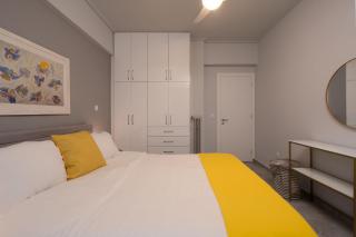 Elegant 2BR Apt Near Acropolis & Metro - 5