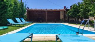 Sklavaki Traditional Villa - Private Pool & Views - 4