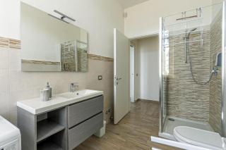 Milano Malpensa 2 min - Suite With Wifi, AC, Free Park - 3