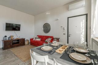 Milano Malpensa 2 min - Suite With Wifi, AC, Free Park - 2