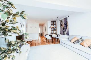 Modern & Charming Alges by GT House - 5