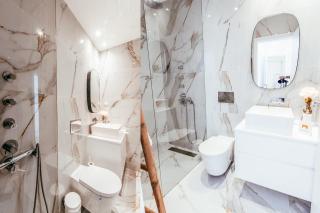 Modern & Charming Alges by GT House - 4