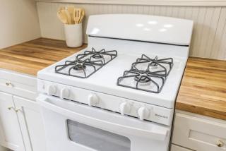 Lafayette Getaway-Downtown House with Free Parking - 4