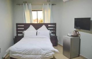 Tipsy Falls Lodge - 8