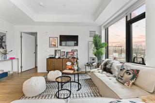 Boston two-bedroom family suite downtown pool - 5