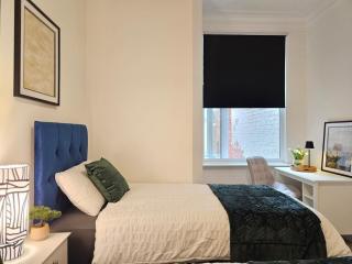 Albert House, 4-Bed Home, Free Parking & Garden - 6