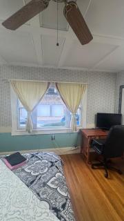 Good 1BR, 1st floor, central AC, free parking - 7