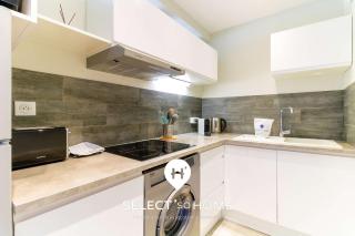 SELECT'soHOME - Studio - Centre-ville du Lavandou - Wifi, TV, Services hôteliers - AREV - 7
