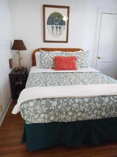 2BR Urban Retreat Near Downtown Lafayette - 3